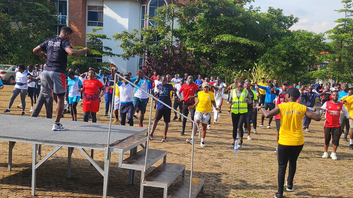Gasabo_District's tweet photo. Uyu munsi Siporo Rusange #CarFeeDay @Gasabo_District kuri site ya #ULK yitabiriwe ku bwinshi.
#SiporoNubuzima https://t.co/scUJBtrZsz