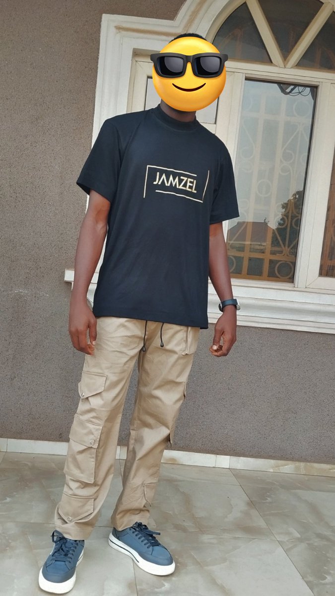 JamzelClothing's tweet photo. @boniface_jrn @TeniEntertainer Baami❤️ happy Sunday abeg bless my Sunday with an industrial machine, it would make my work more efficient, here is my brand I'm trying to push as a student.
Day14 of tagging @boniface_jrn https://t.co/IqAaFXlKtc