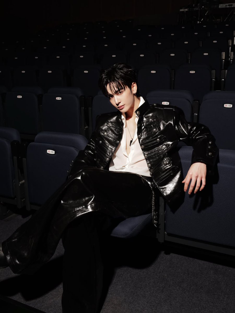 Ricky (ตะวัน) tweet media