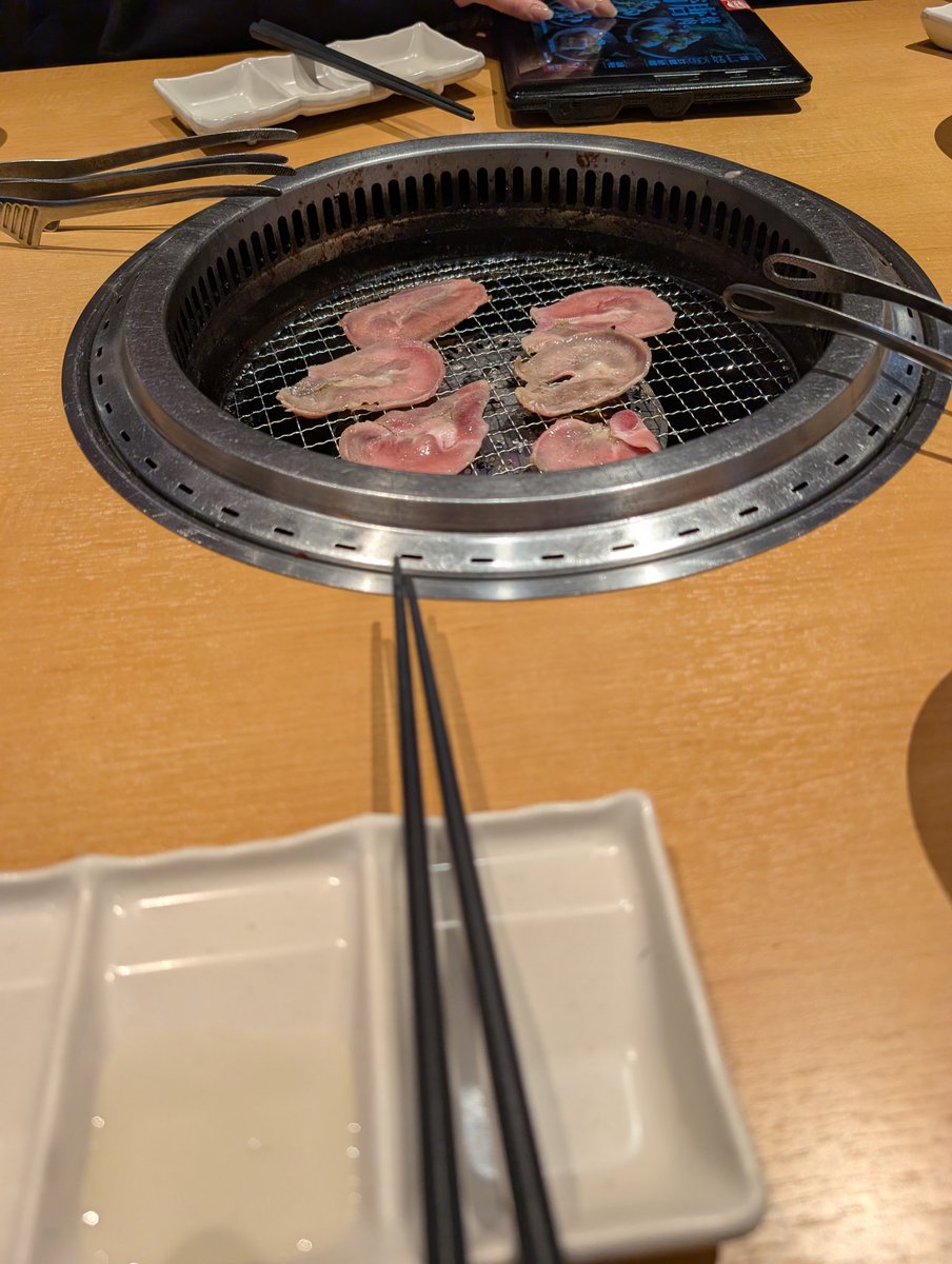 やまもと tweet media