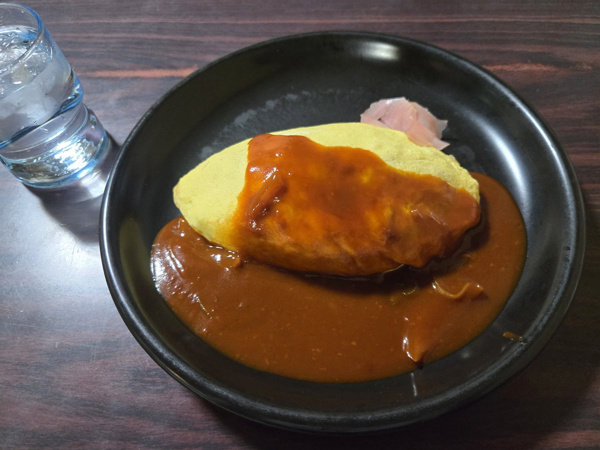 るいん tweet media