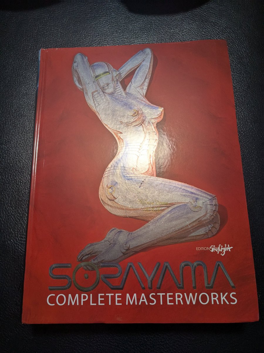 frau802's tweet photo. 空山基先生の画集、

COMPLETE MASTERWORKS

全480頁、

存分に堪能する。

#空山基
#sorayama 
#hajimesorayama https://t.co/lSKjc8wCxD