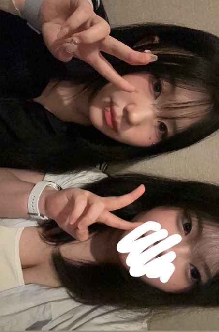 くろ tweet media