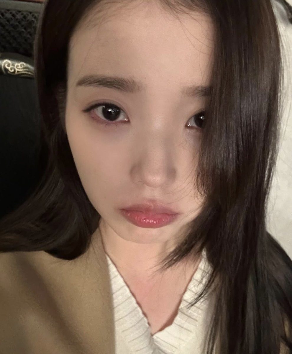 bro what did you do to her lips hahahaha