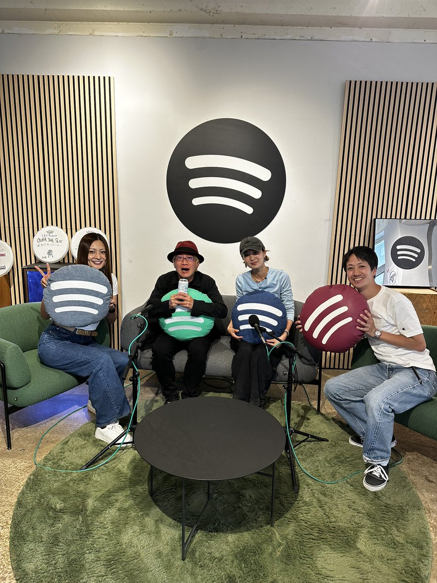 k14_hsm's tweet photo. Podcast Weekend来ました🎙️⭐️
すぎべさん @sugibe_hellome
樋口さん @HiguchiKi
ミドさん @ikisekaa
@SpotifyJP #spotifyexpo https://t.co/bCPZI3FTQB