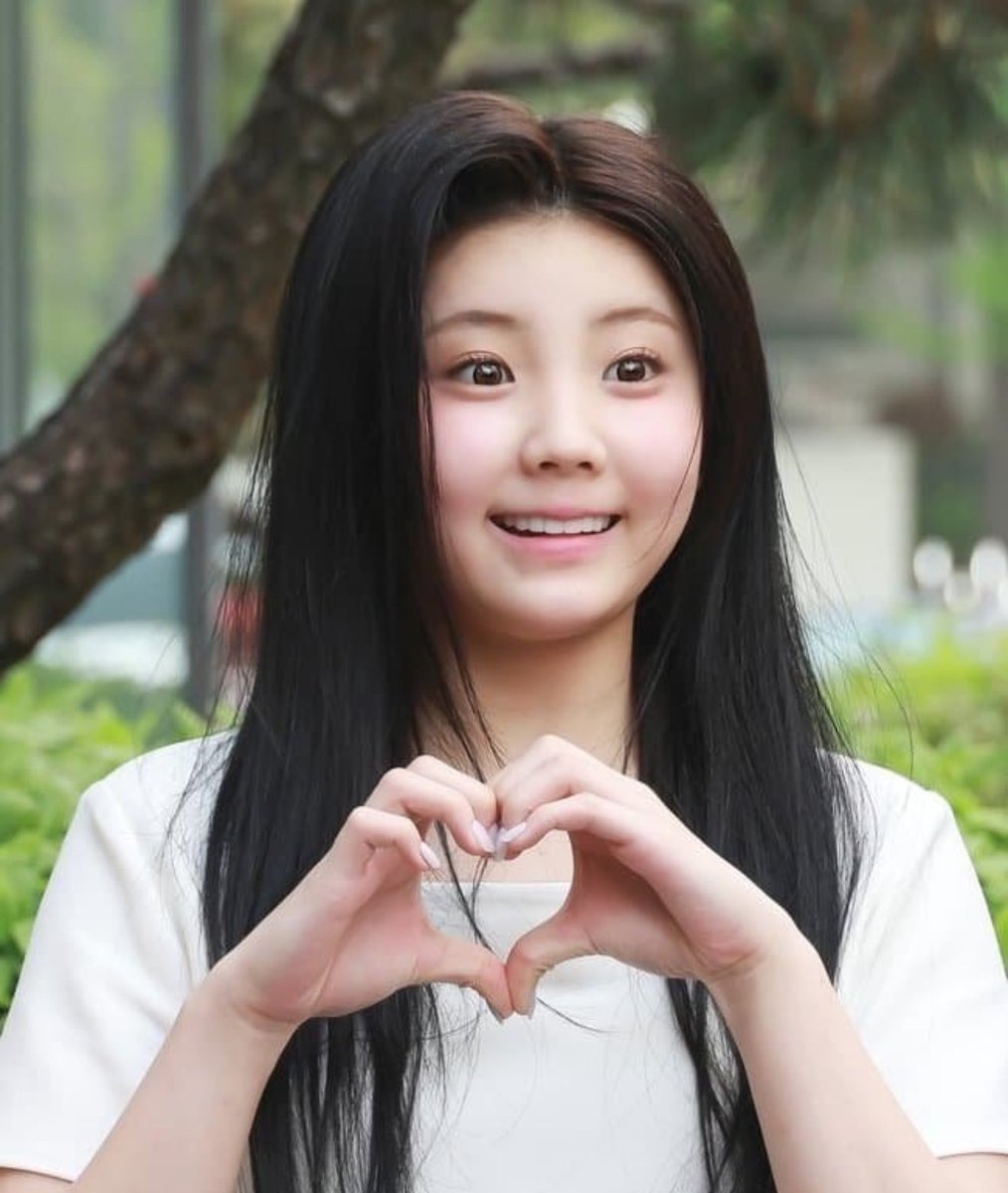 yoongina tweet media