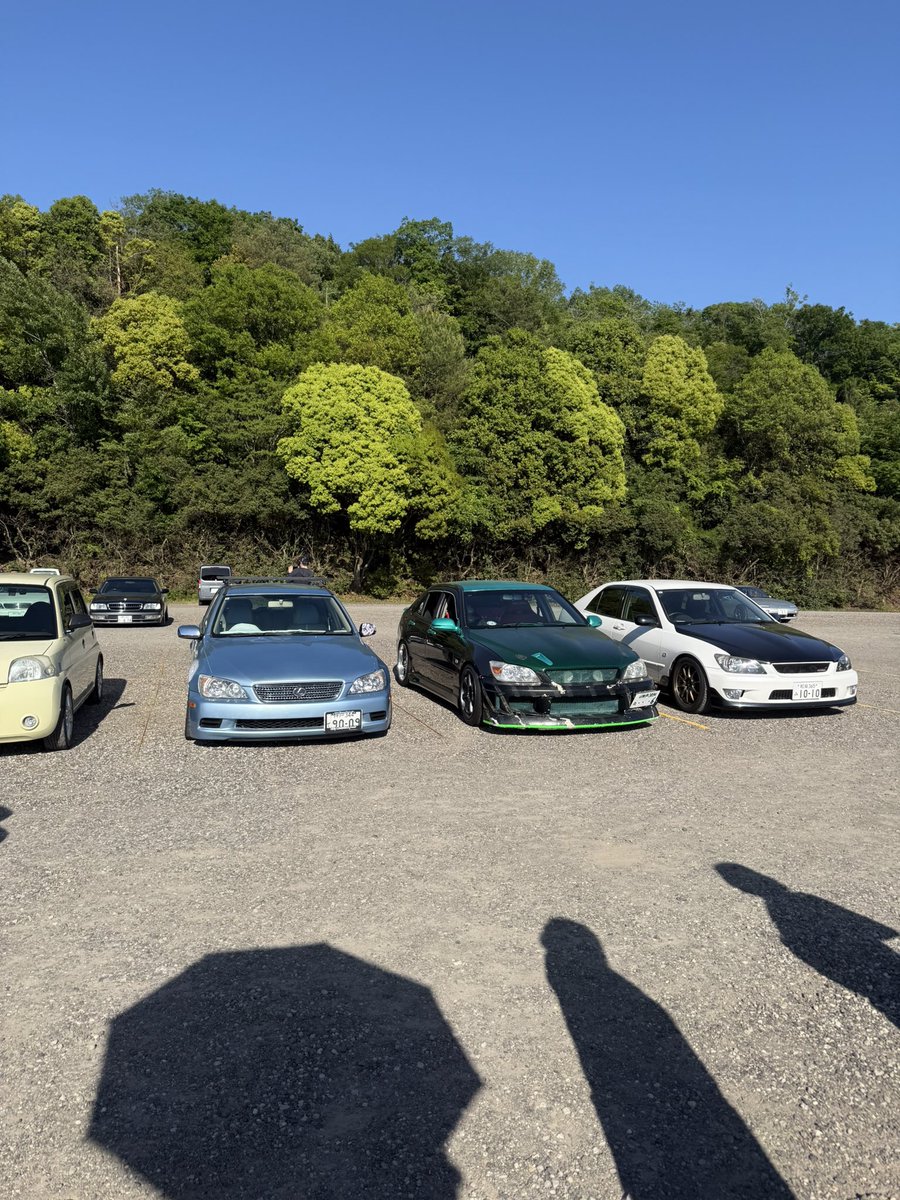 けんしょー tweet media