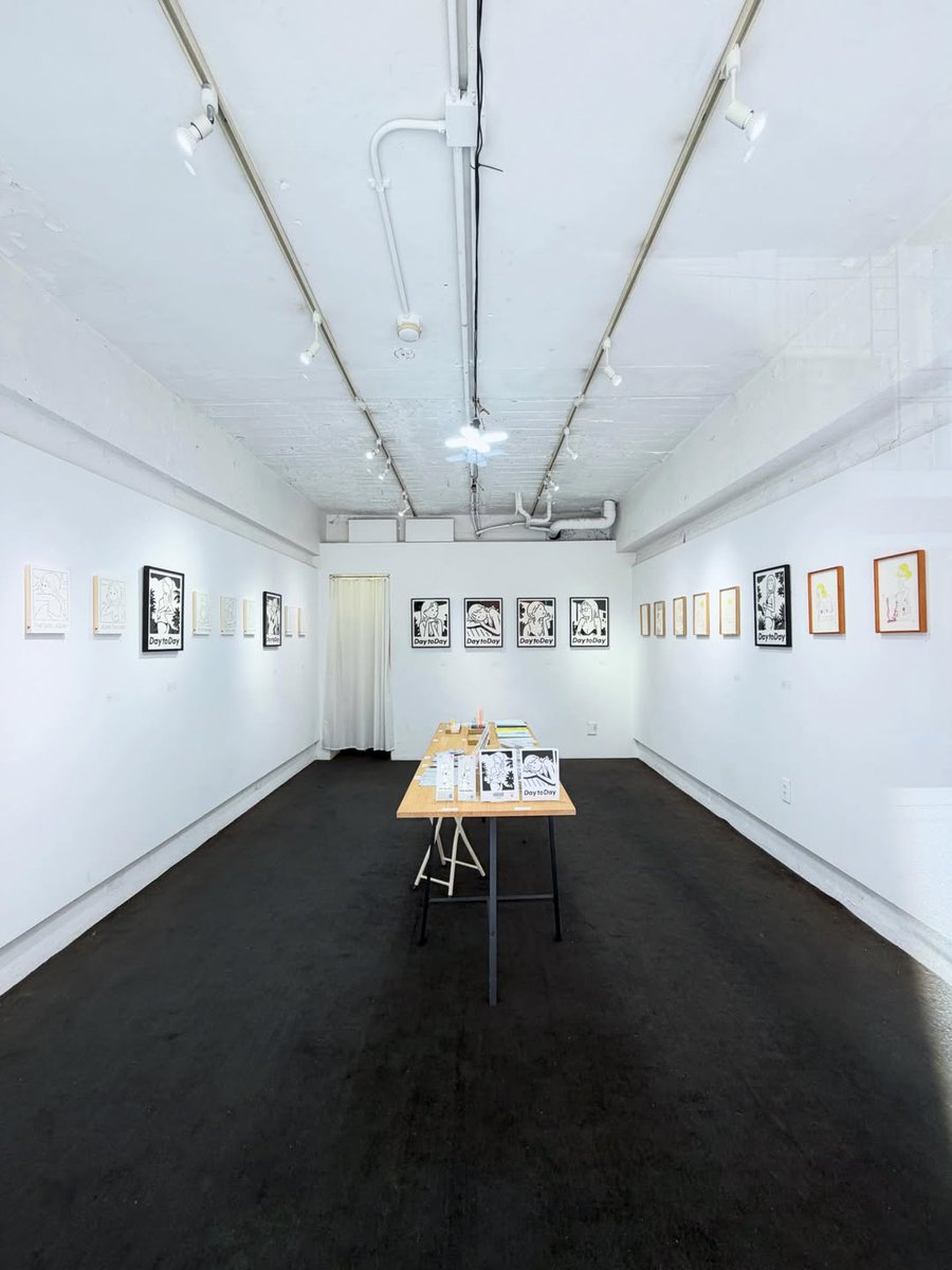 PulpPictures's tweet photo. @yuroom @naokitakubo 【開催中/5月10日まで】
白根ゆたんぽ @yuroom 個展
「日日日 “Hibibi”」

本日最終日。
作家在廊中。
⁡
19時まで。
お見逃しなく。 https://t.co/zSo9gAiABb