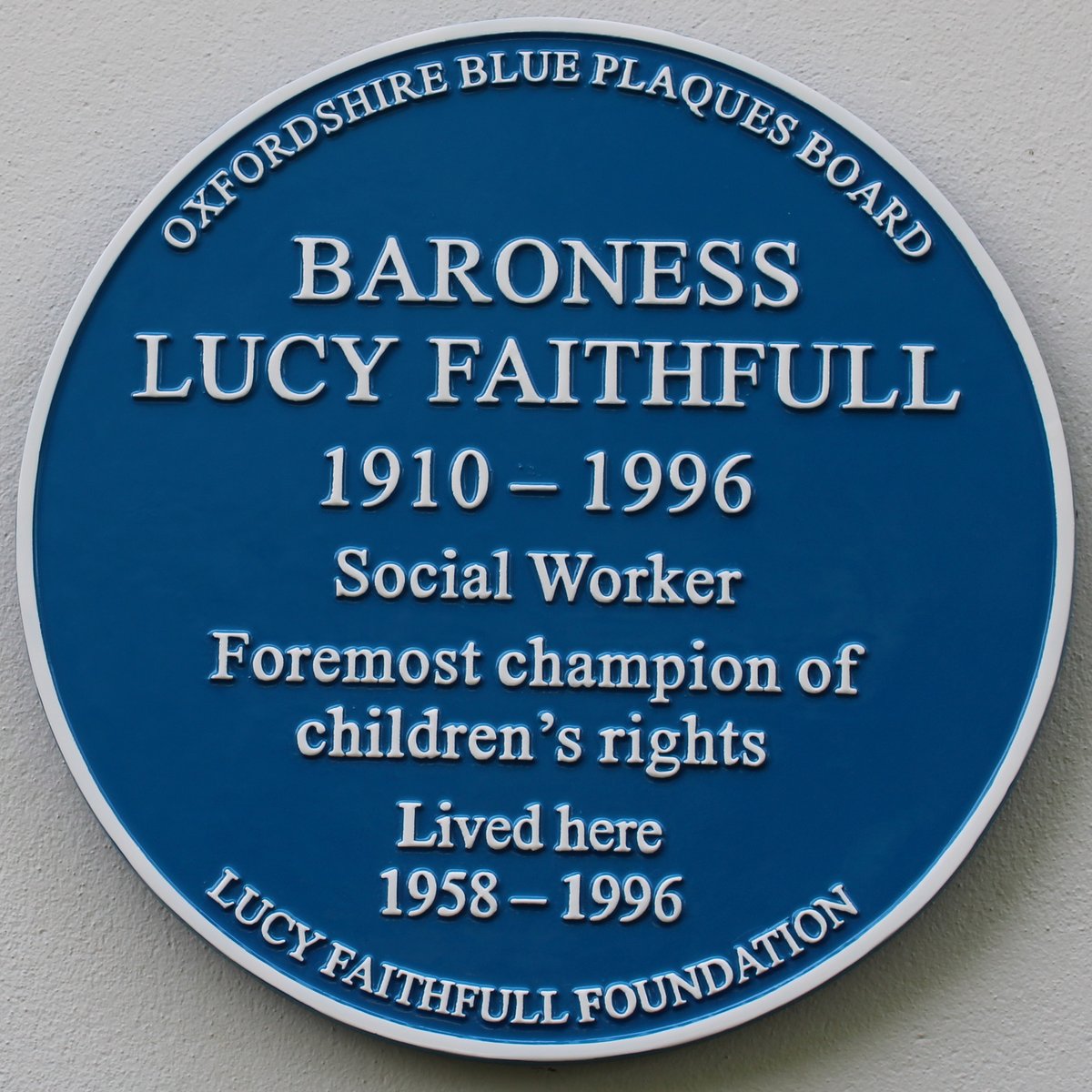 Oxblueplaques's tweet photo. On 9 May 2026 an Oxfordshire Blue Plaque was unveiled at 303 Woodstock Road, Oxford to Lucy Faithfull (Baroness Faithfull of Wolvercote), known as "Mother to hundreds" when she served as children's officer and then  Director of Social Services in Oxford https://t.co/y9dfcscpBI https://t.co/gqbby3ZuMZ