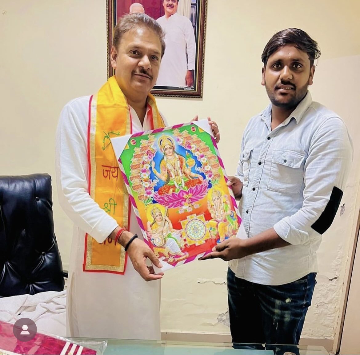 Gaurav Nagar Attai (मोदी का परिवार) tweet media