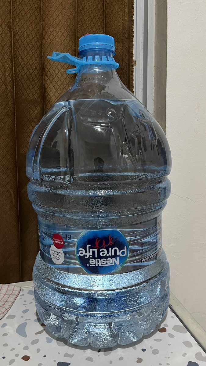 allnewjb's tweet photo. Harus banyak minum air putih biar tetap waras https://t.co/Ctode1axxU