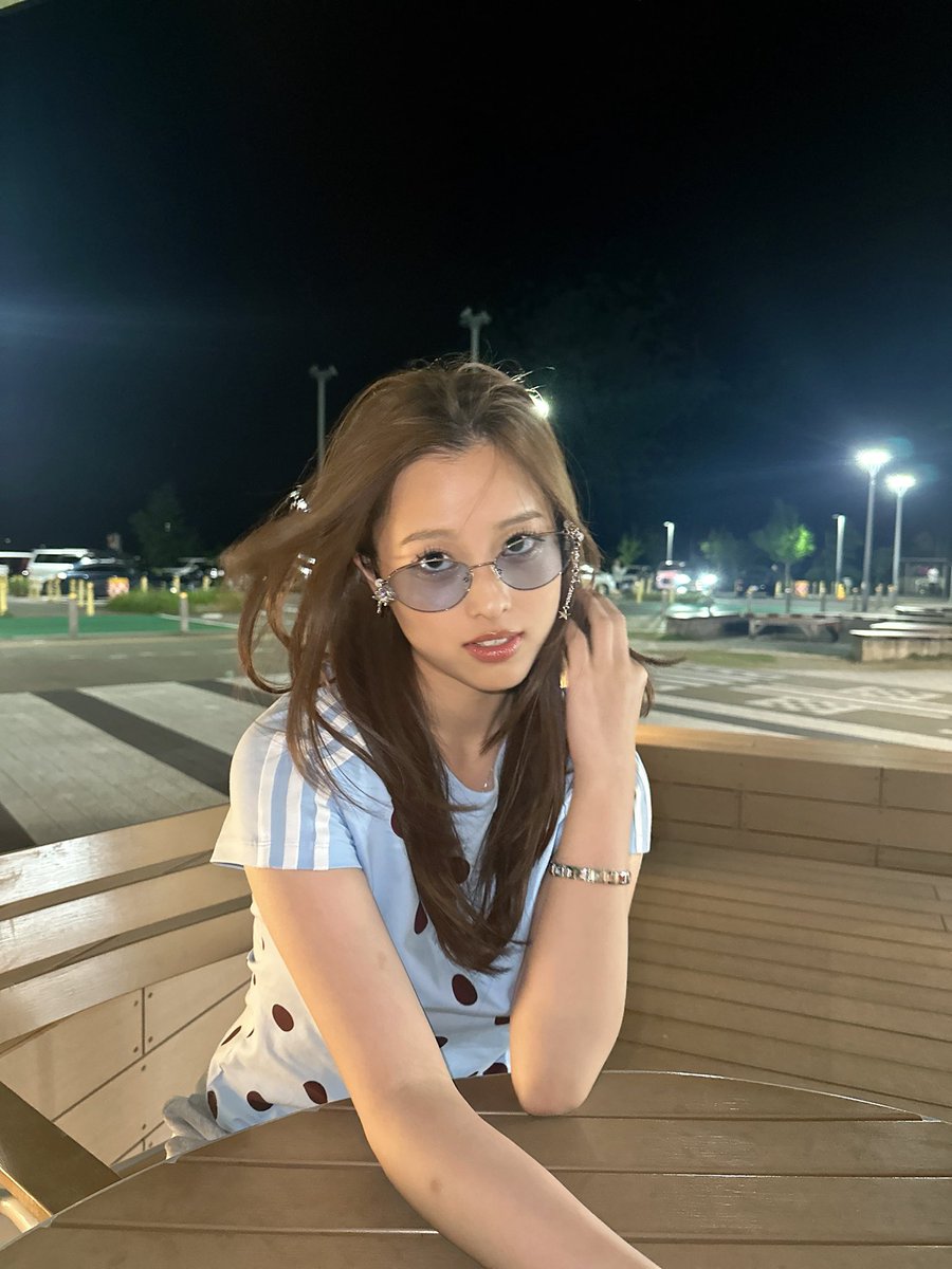 YUI tweet media