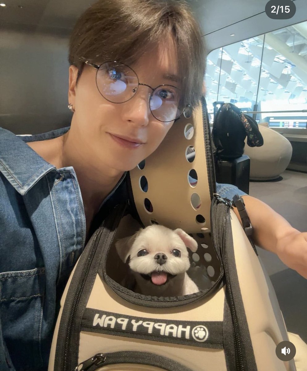 Julyoo6's tweet photo. 今日は母の日🌷✨
クンちゃんのアッパでありオンマでもあるトゥギさん🤭
良い1日を過ごしてるかな🐥...♪*゚
@special1004 #Leeteuk #Simkoong https://t.co/OWxFtslktm