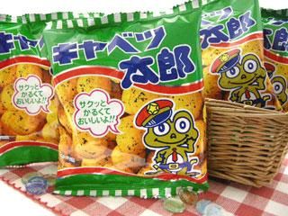 赤ちゃんの頭蓋内出血を防ぐための重要な薬（24円）が、
キャベツ太郎（30円）より安いの、さすがに問題だと思うな……
