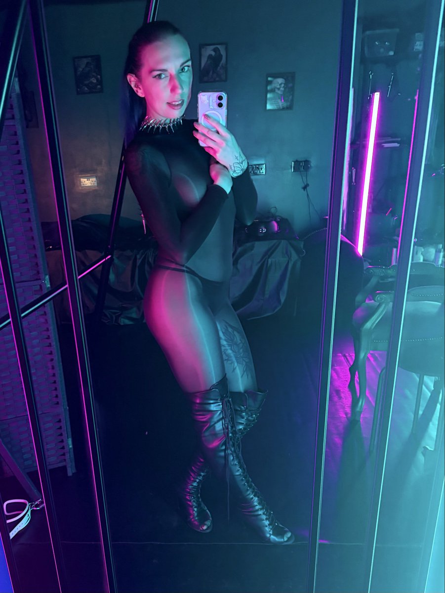 Miss Masha Blues tweet media
