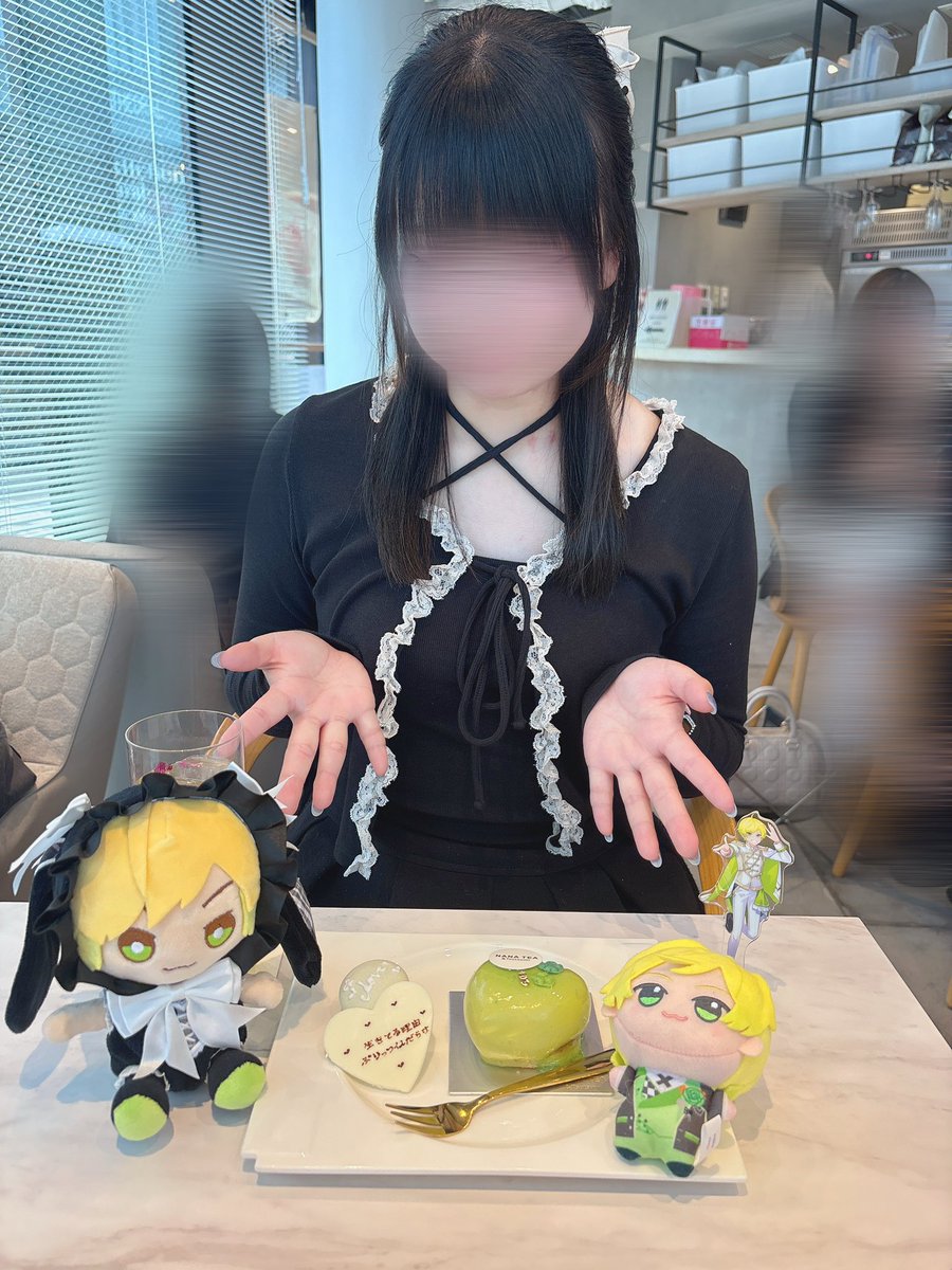 あいか tweet media
