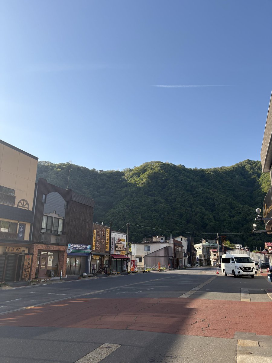 neosuke708n's tweet photo. なんだここは… https://t.co/3SkULXRVXt