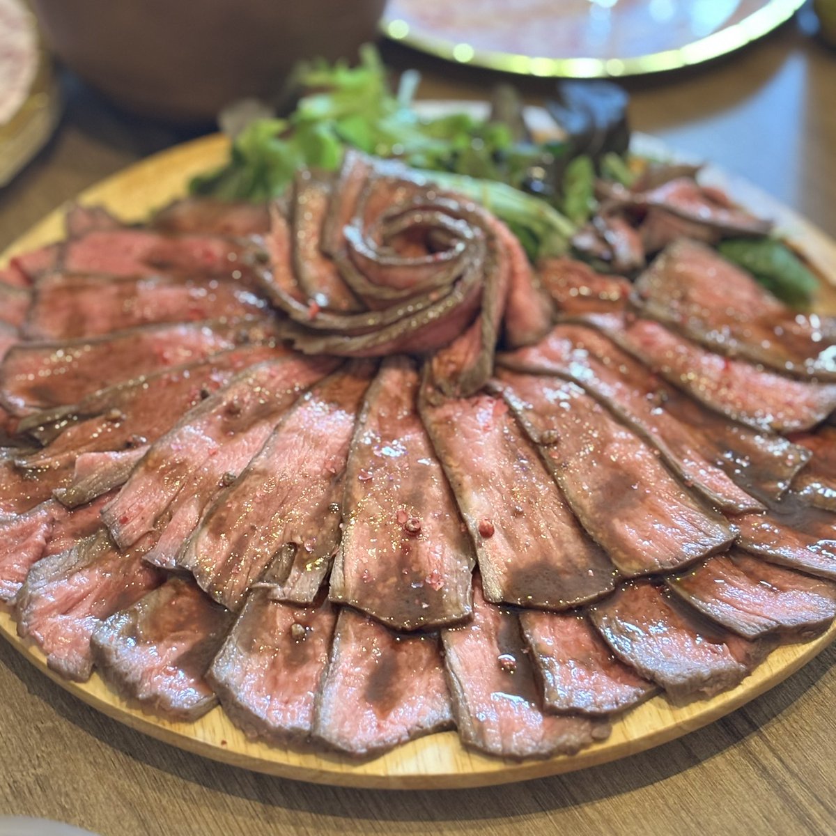 なこ⟡Valefor tweet media