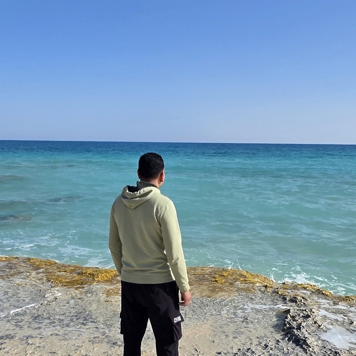 2na_3twa's tweet photo. A moment of reflection and organizing thoughts .. 🌊💫 https://t.co/OmImFVuzMU