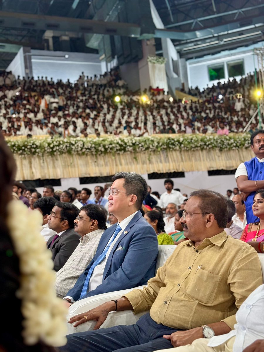 Singapore in India tweet media