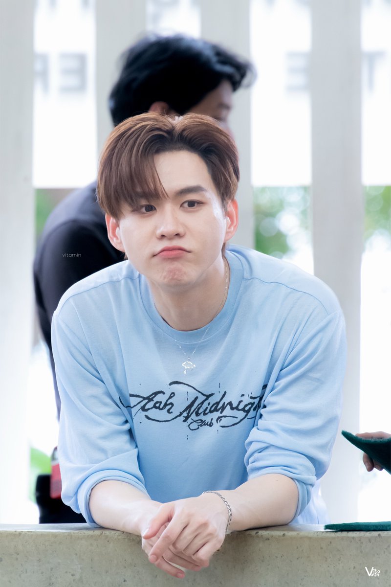 หงึงๆ เบะปากบ่อยนะ หมั่นเขี้ยววว 🤏🏻

KAZZ MAGAZINE X BVTL
#คนดีอาสาทำดีxBeverTonliew
#bbverpj 🌊