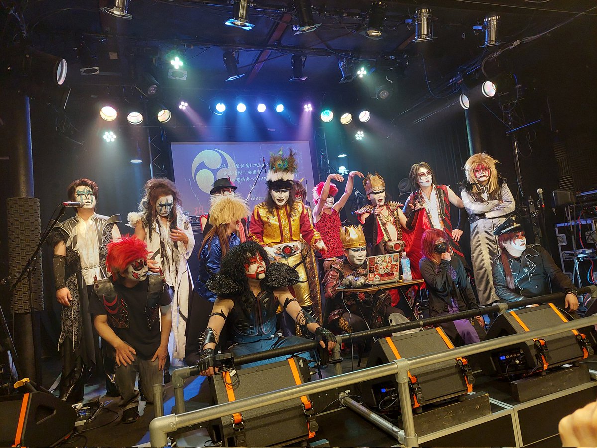 rtype0313's tweet photo. 昨日の三つ巴ミサ楽しかったー！
お子もめっちゃのりのりで楽しそうに拳あげて踊って歌ってた笑
次回開催も是非お願いします！
パパもおつかれでしたー！ https://t.co/QpUsiIx0l1