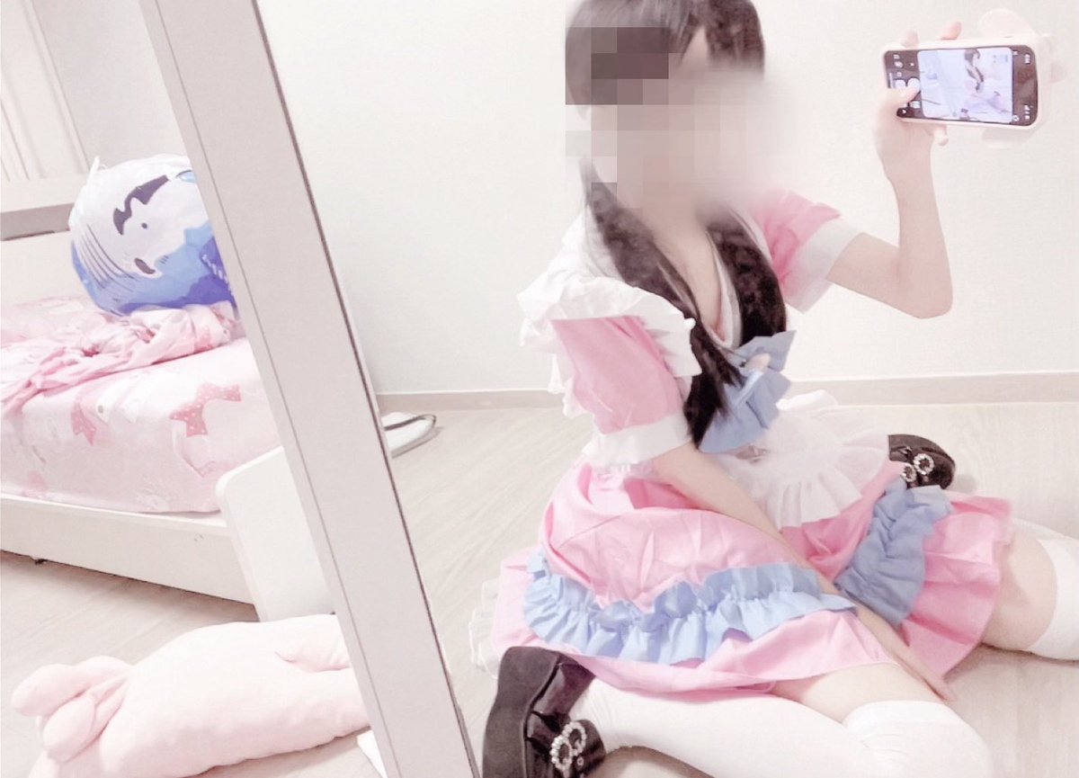 みう tweet media