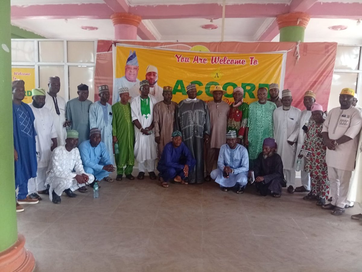 asholeybay's tweet photo. Chairman of Islamic Religious Engagement Inaugurates Committee Members in Osogbo https://t.co/KwP7kSmayL https://t.co/whPrpm0bE3