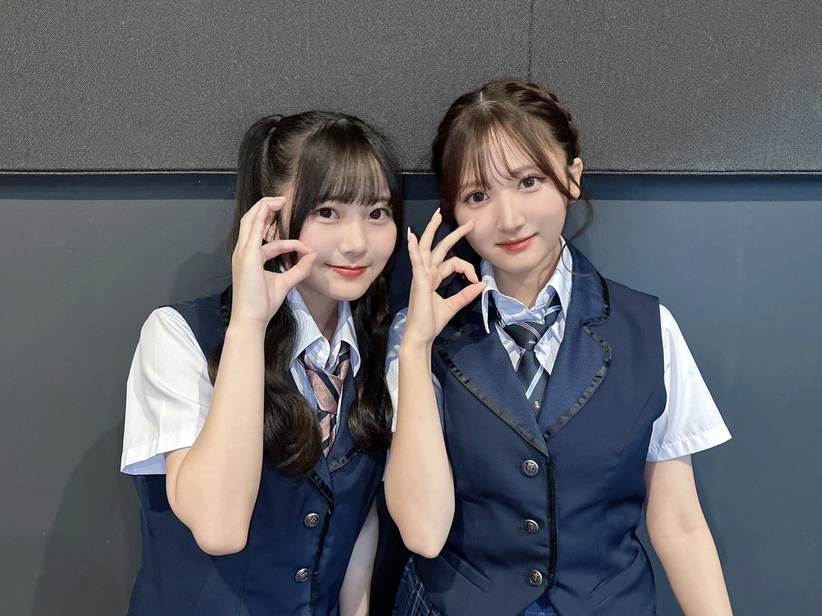 お披露目周年記念 ラッフルくじ発売中ですー！！ 6期ちゃんみんな