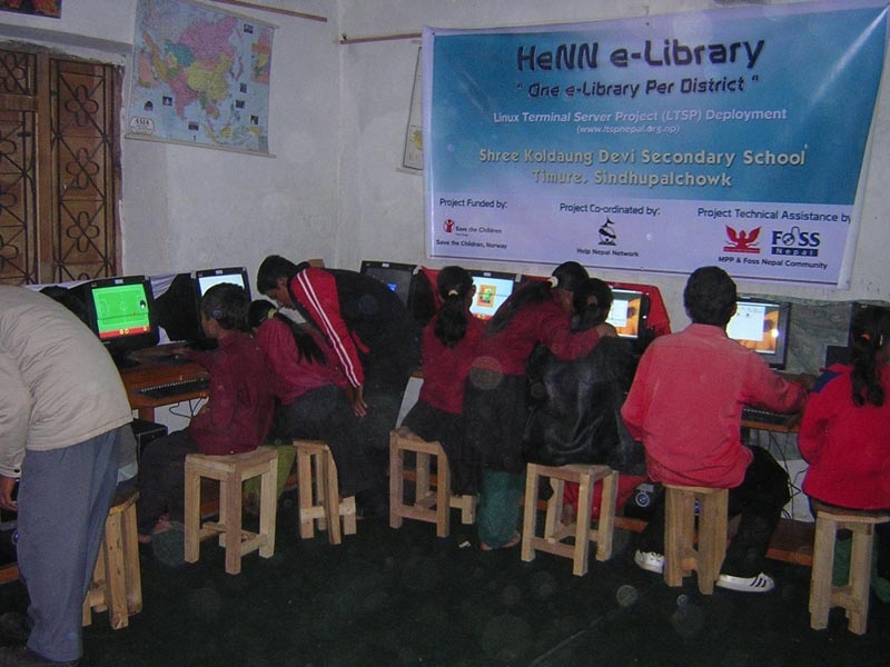 helpnepalnet's tweet photo. 🙏A proud memory of HELP NEPAL Network from 2007 A.D 🙏

The "One E-Library Per District" Project at Shree Koldaung Devi  Secondary School, Timure, Sindhupalchowk expanded access to digital learning and created a lasting impact in rural communities. https://t.co/vY2N60B9Vb
