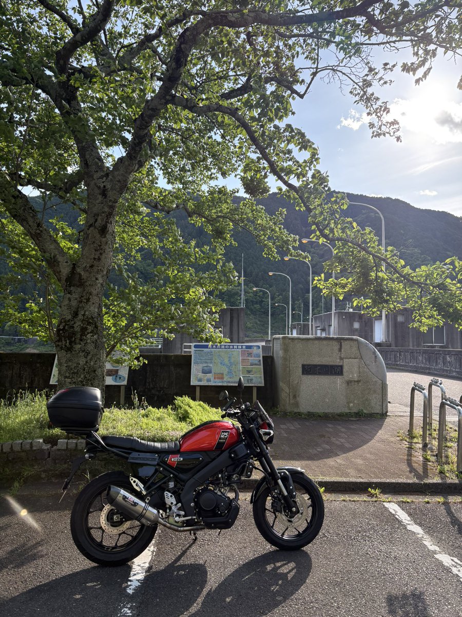 WEEKEND__RIDER's tweet photo. 帰りにちょっくら阿木川ダム
#MCT2
#weekendrider #豊田市モトブログ #週おじ #XSR125 https://t.co/R3cR0zUdkT