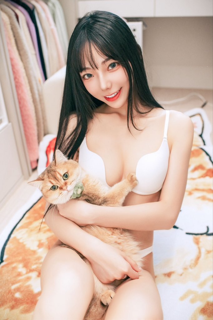 今天母親節 名義上我是小寶貝的媽麻
但實際這個家她才是老大
所以今天還是她說的算😼😼
💘更多這系列的私生活性感照原圖這邊下載
https://t.co/q8p8FaWbXx https://t.co/Qg8RMH62VK