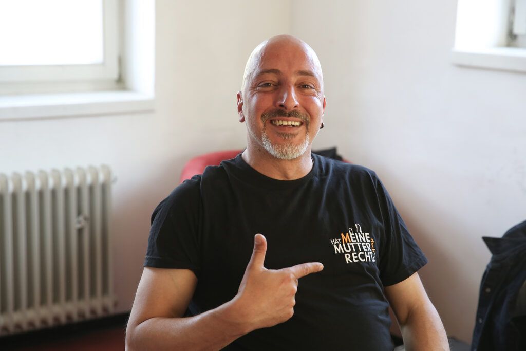velev tweet media