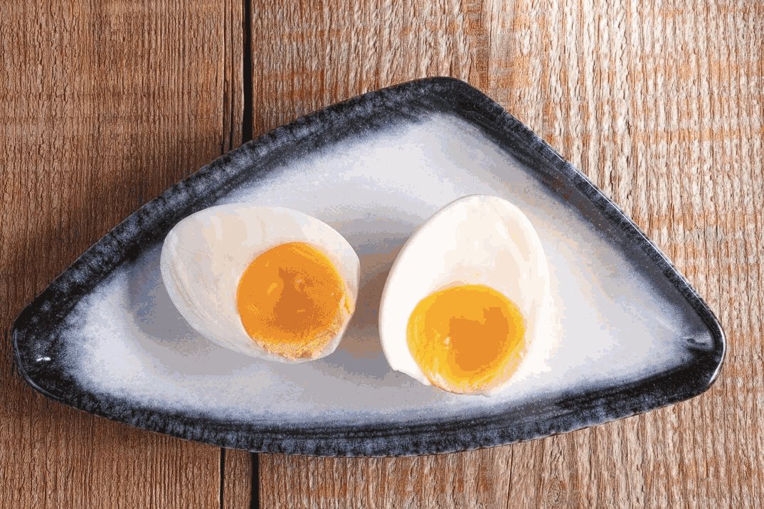 EllenKreuer's tweet photo. Midnight cravings A warm bowl of ramen + soft-boiled egg = tonight’s quiet joy. Open till 2AM. https://t.co/O0X5243Wk7