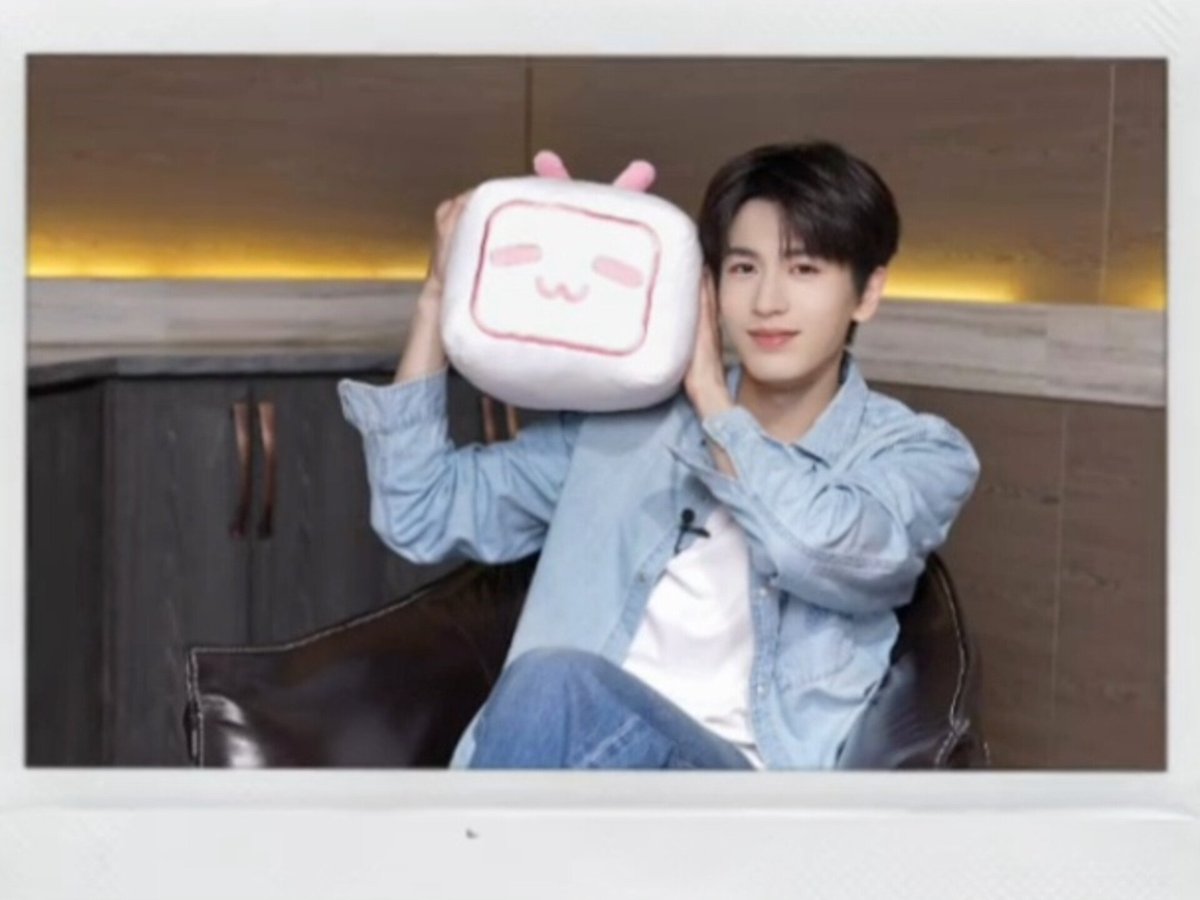 혁혁 🦊 tweet media
