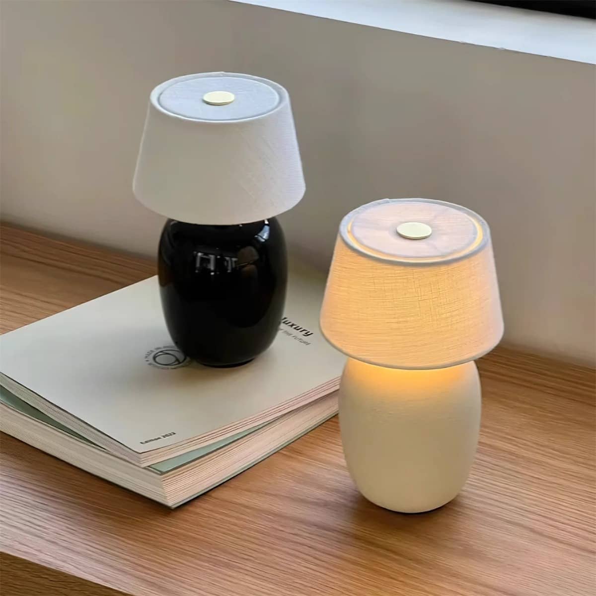 ShineLifeLight's tweet photo. 🥰With its glossy ceramic base and cozy tapered shade, this little light is the perfect blend of minimalist style and total portability.

https://t.co/a1dPlo7b5k

#ScandiHome #InteriorDesign #WirelessLighting #HomeDecor #MinimalistStyle #TableLamp https://t.co/nf9PW5jjFC