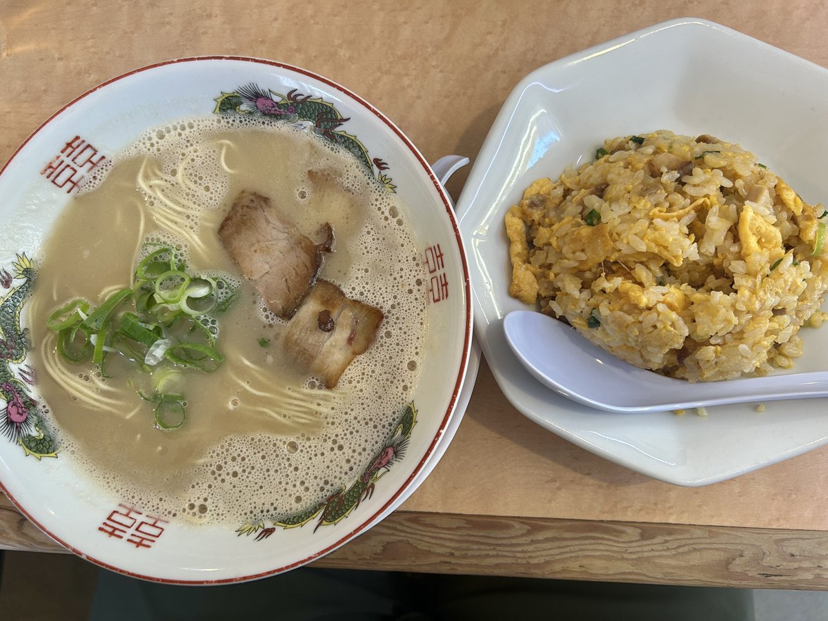 🍜九州長浜ラーメン南州屋🍜 長浜らーめん、焼飯（中） #九州長浜