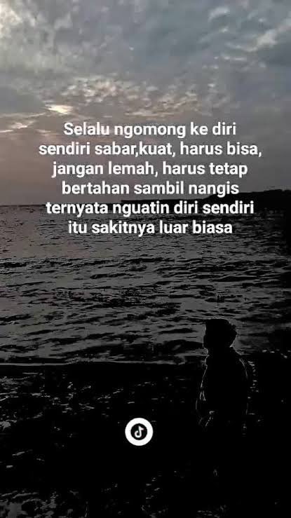 zrthr tweet media