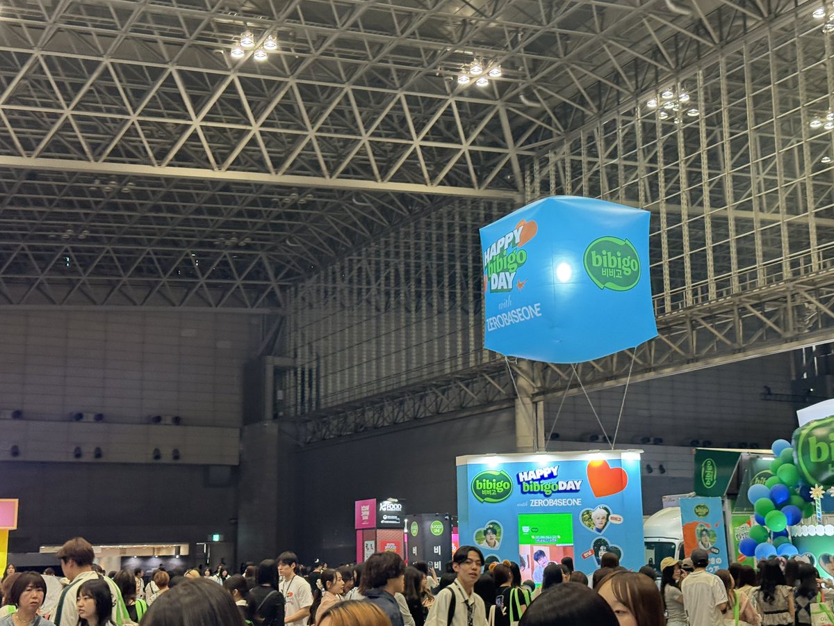 pineapple000604's tweet photo. 人多すぎて滅。

#ライブ撮影ならGalaxy  #GalaxyS26Ultra  #GalaxyPopupStudio  #KCONJAPAN2026 https://t.co/QLk9x5JuBI