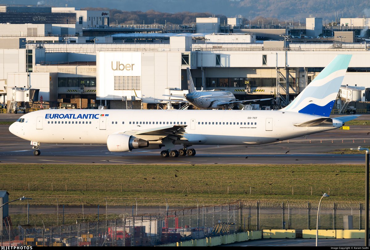 AeropuertosTFE's tweet photo. #NOTICIAS| 10.05.2026📅

Estos días tendremos en el aeropuerto de #TenerifeSur un gran número de vuelos especiales debido al desplazamiento de pasajeros del #MVHondius.

Se esperan aviones de carga, ejecutivos, vuelo ambulancia. presidenciales…

Algunos de los confirmados son: https://t.co/HGHTl8s1Qv