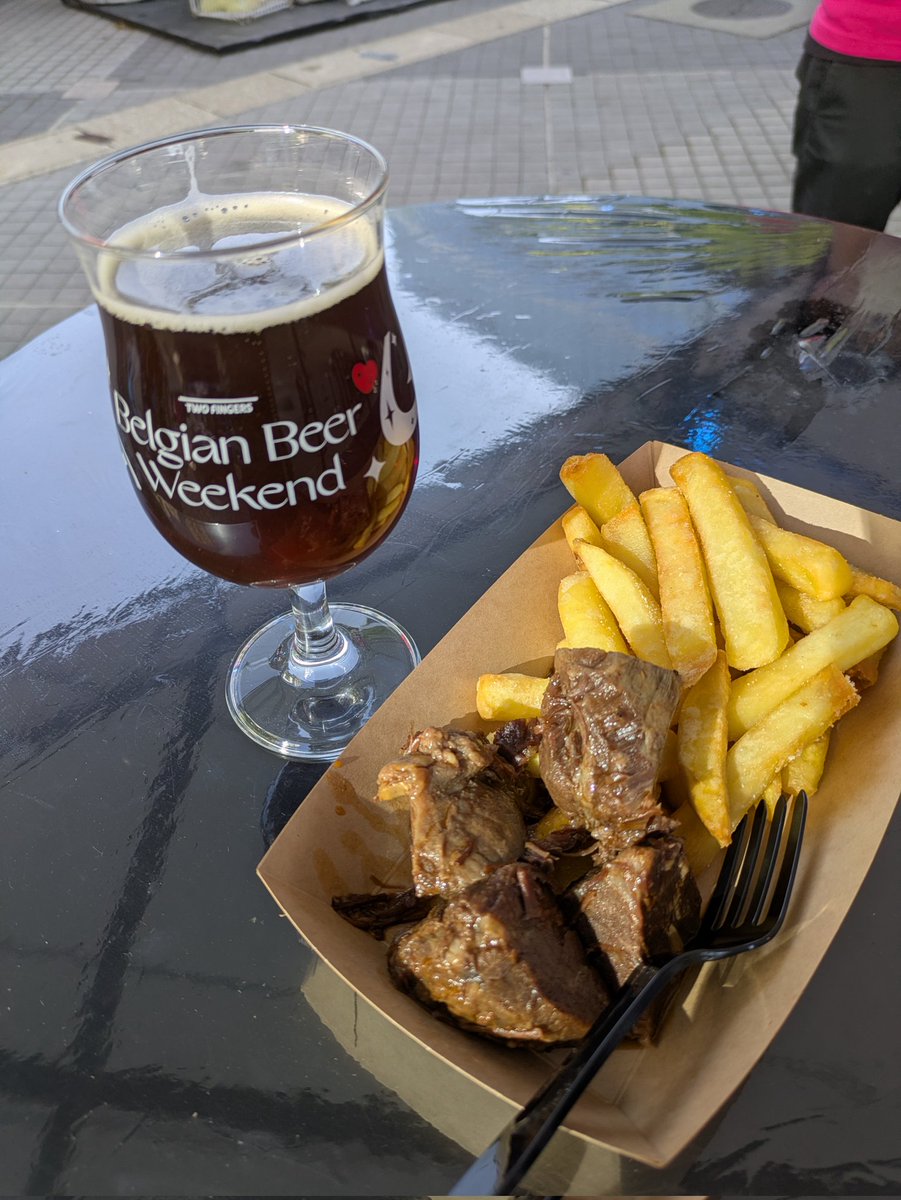 crossing_celtic's tweet photo. ベルギービールウィークエンド初参加🍻
ビールもフードも美味でした😋
#BBW名古屋 https://t.co/ndCzWf6MAc
