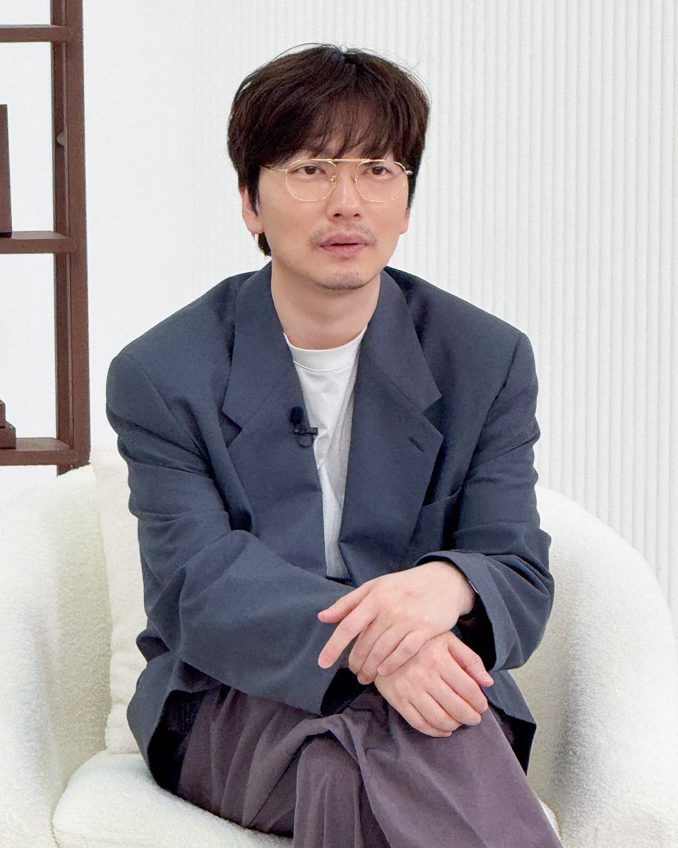 온리 tweet media