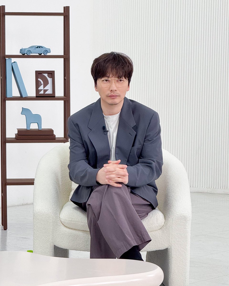 온리 tweet media