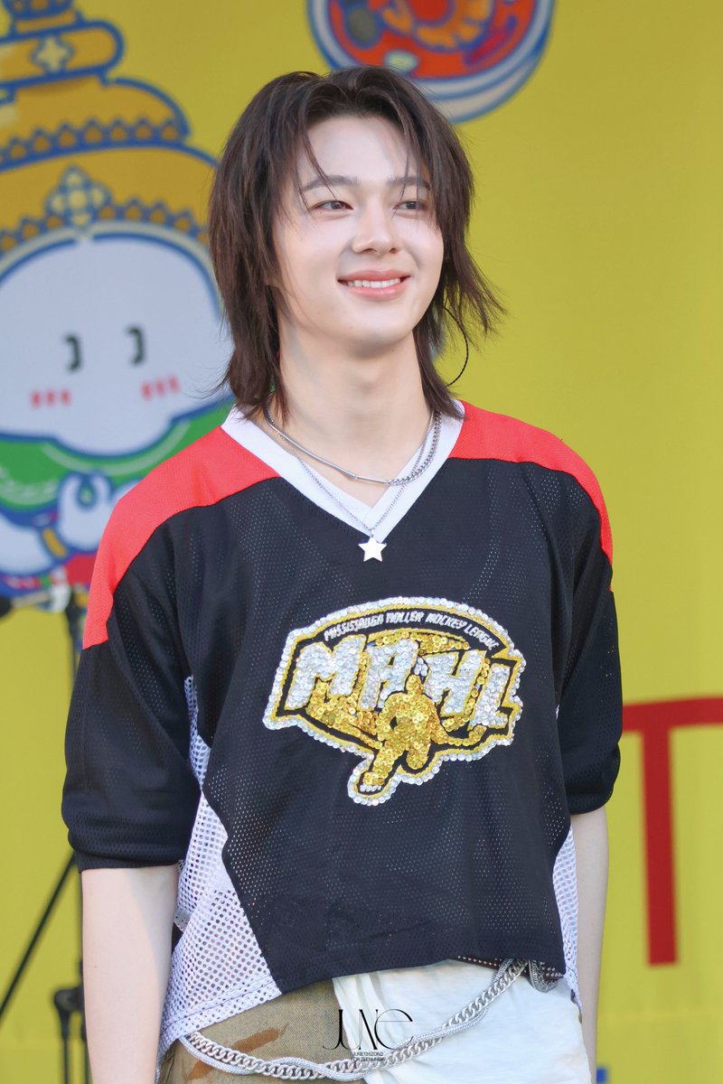 NuNew is giving major Japanese boy vibes with this hairstyle