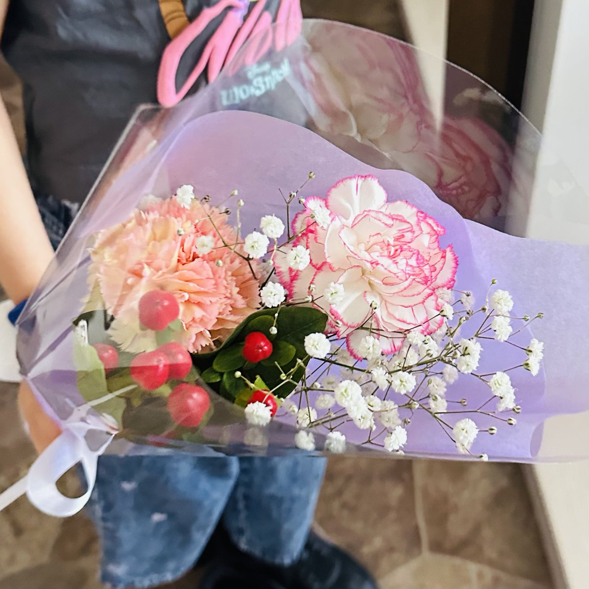 sugar_pan33's tweet photo. 今日は母の日ですね😊
母上に花束を渡してきました💐
いつもありがとうございます🫶 https://t.co/oVLESvaGX5