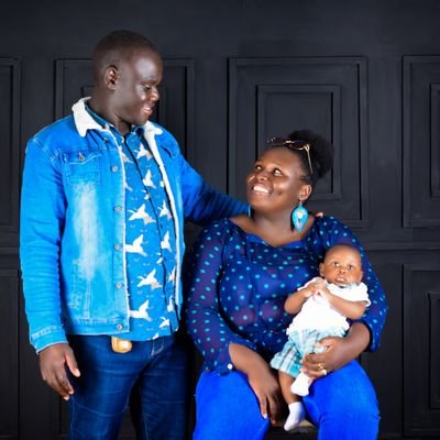 KerrJohn10's tweet photo. #BAMBIKA Happy mothers Day to my lovely wife. Mama Jacel. https://t.co/TRxFnSYzvG