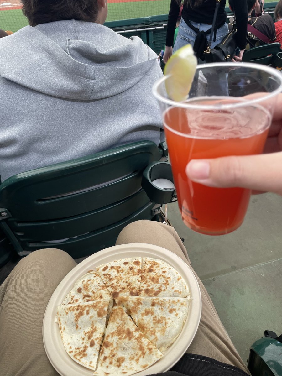 home8on's tweet photo. Today's memories are just alcohol and snacks. The contents of the game? I don't remember well!
#Rakuteneagles https://t.co/d4TcRJkSHF