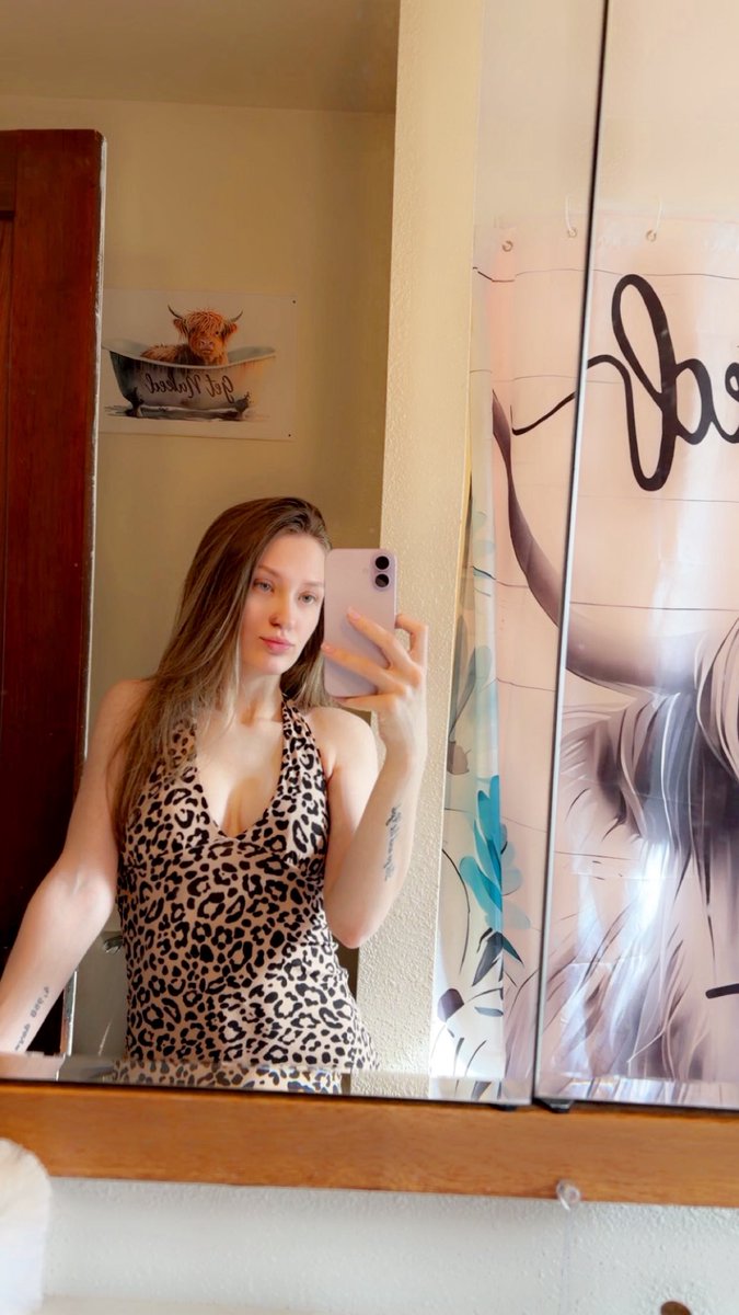 sendtokaitt's tweet photo. it’s mother’s day, bless this mommy🥰
#humanatm #findom #fetish #cashcow #paypig #finsub #finslave

https://t.co/hCjS4Od8L2 https://t.co/anxRUxr4U7