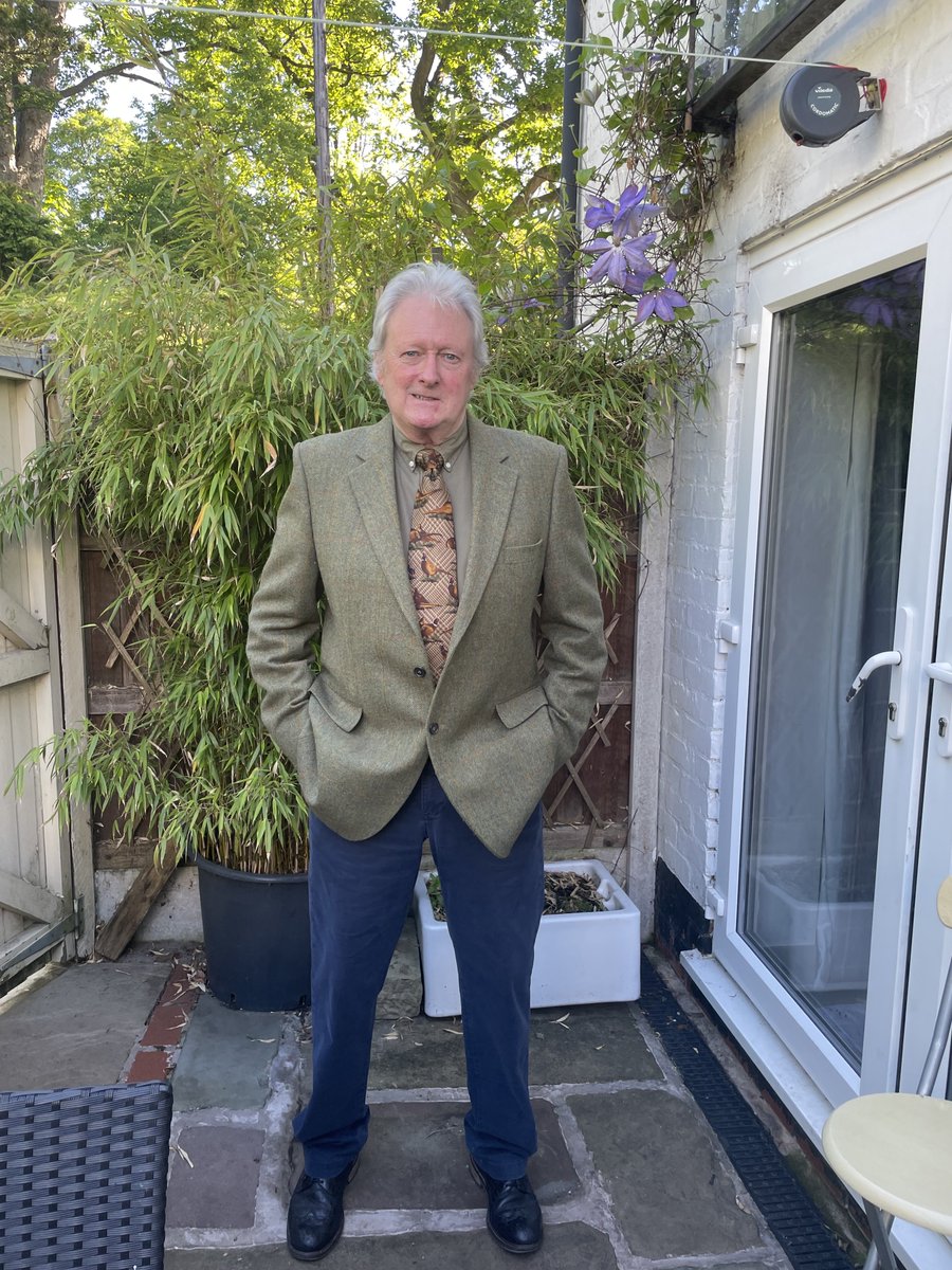 Charlie Lawson tweet media