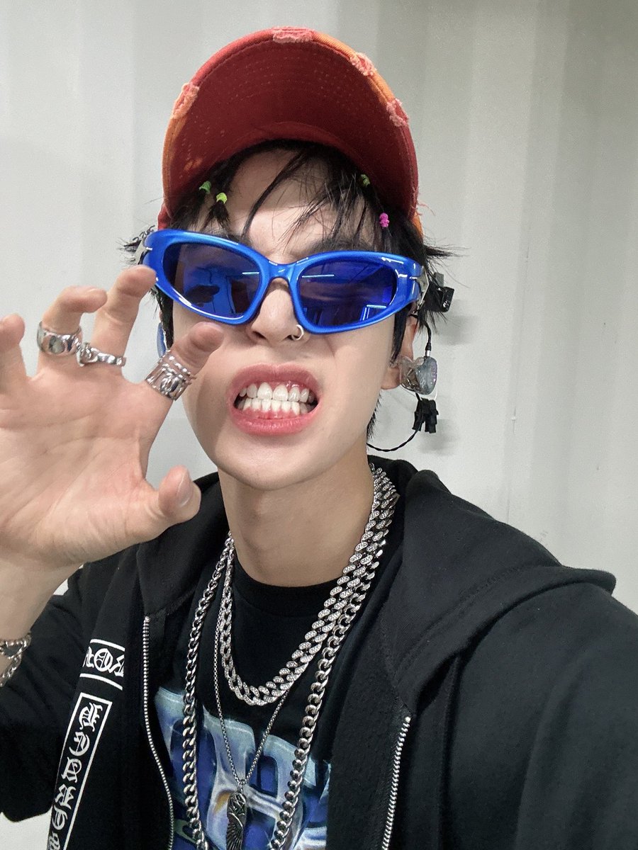 여울 tweet media